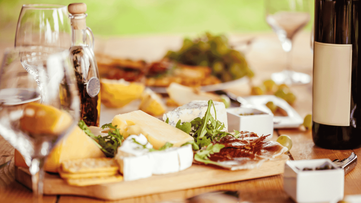 Building a Wine & Cheese Board: A Bistro